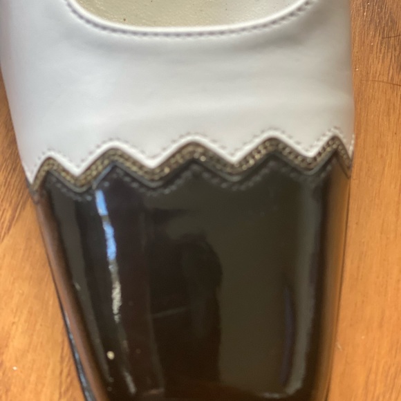 Stuart Weitzman Shoes - Picture 6 of 8